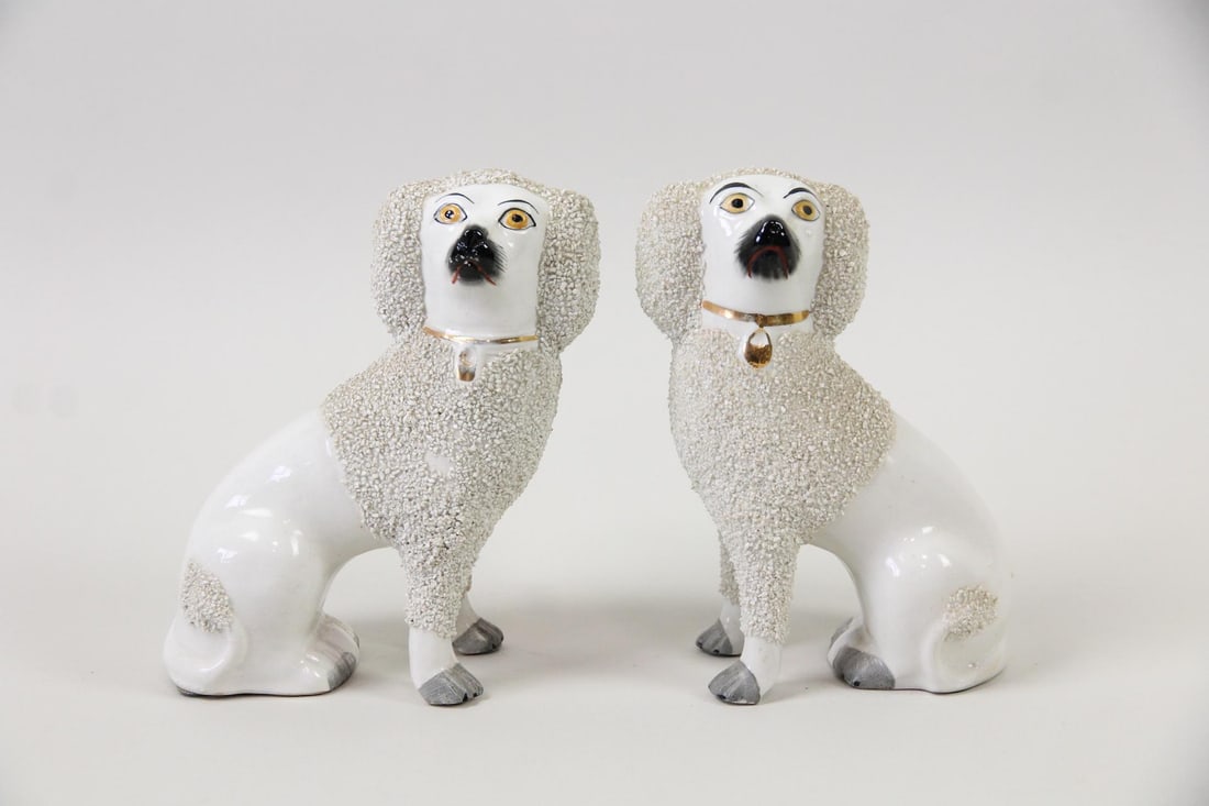 Pair of Staffordshire Pottery Poodle Dog Figures (1 of 10)