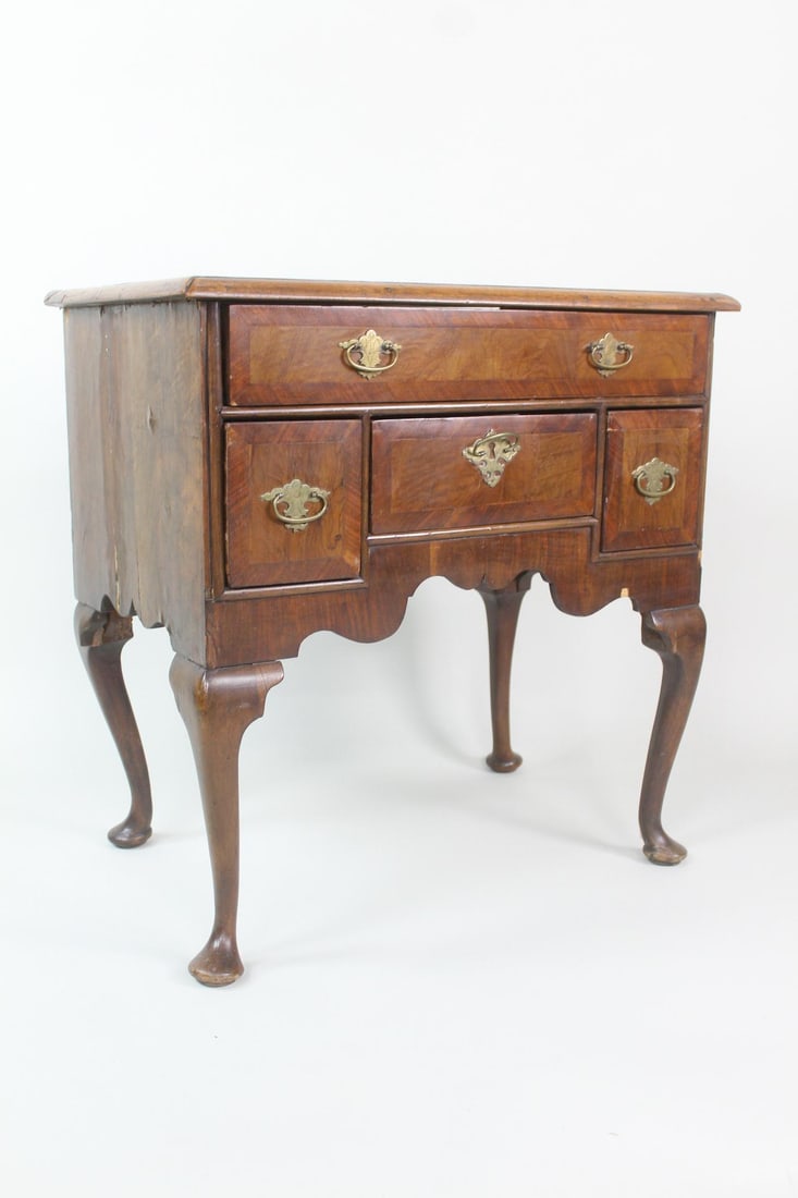 Queen Anne Lowboy Dressing Table - 2