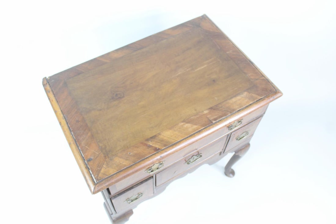 Queen Anne Lowboy Dressing Table - 4