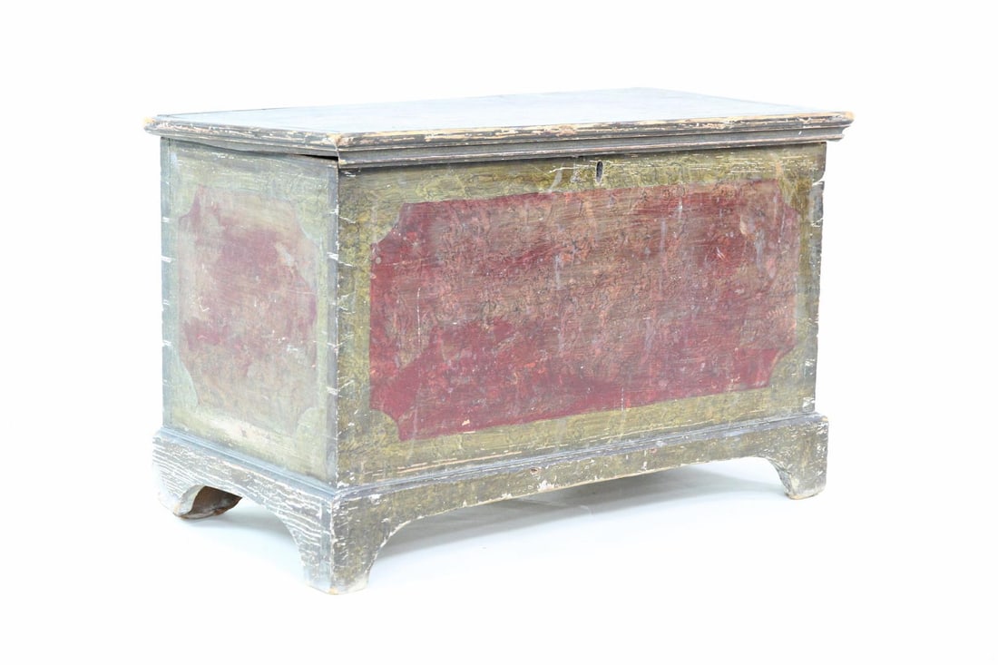 Antique Diminutive Wooden Blanket Chest, Paint Decorated (1 of 16)