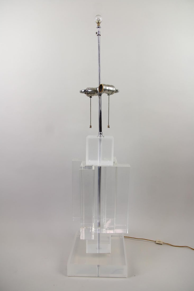 Stacked Lucite Skyscraper Table Lamp - 7