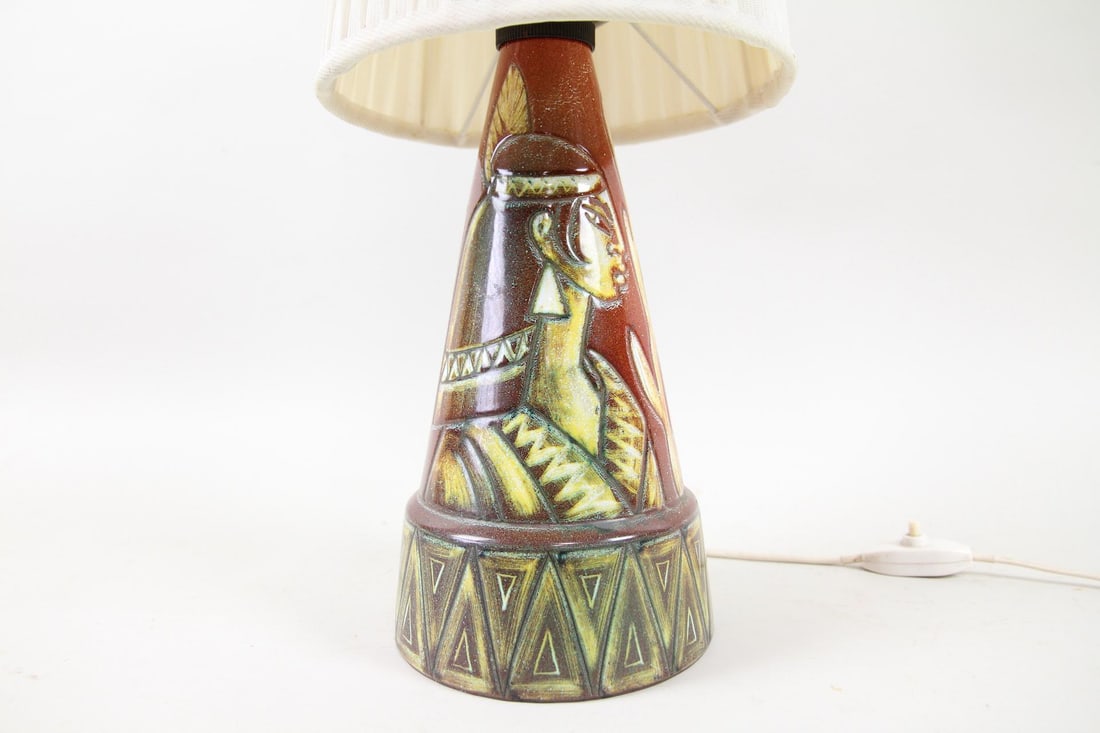 Scandinavian Modern Bonnie Rehnqvis for Torngrens Ceramic Lamp: Scandinavian Mid-Century Modern Bonnie Rehnqvis for Torngrens Ceramic Lamp. Pottery lamp in the Maya pattern, designed by Bonnie Rehnqvist and manufactured by Torngrens Keramik in Sweden. Signed on