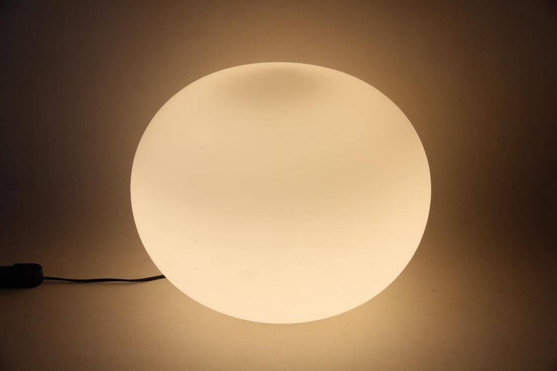 Jasper Morrison Flos Glo-Ball Table Lamp (1 of 7)