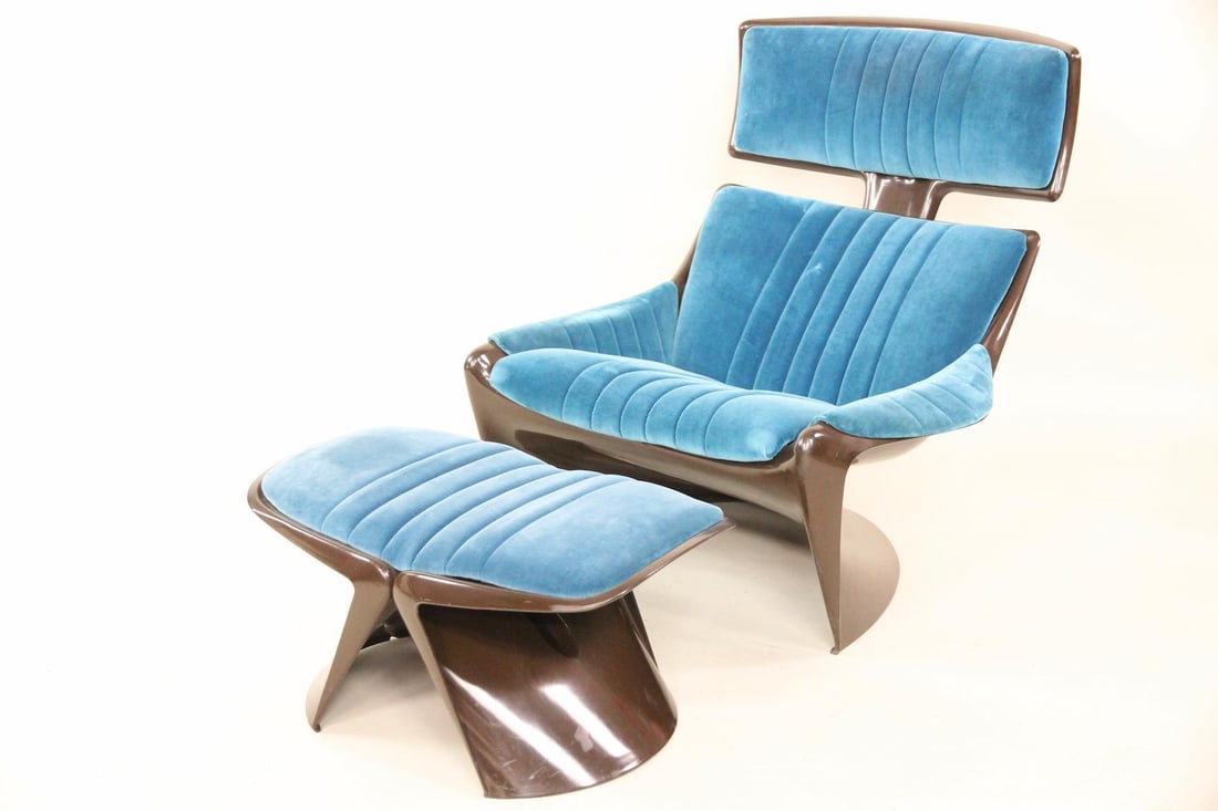 Meteor Lounge Chair & Ottoman, Steen Ostergaard for Cado, 2 of 2: Spage Age Meteor Lounge Chair & Ottoman, Steen Ostergaard for Cado, 2 of 2. This lounge chair & ottoman feature a sculptural molded plastic shell in brown with vibrant blue velvet upholstery.