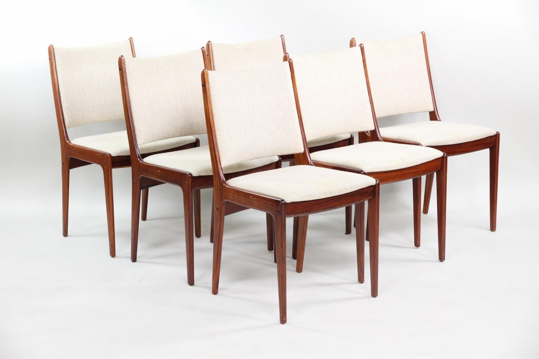 Set of 6 Danish Modern Johannes Andersen Rosewood Dining Chairs (1 of 19)