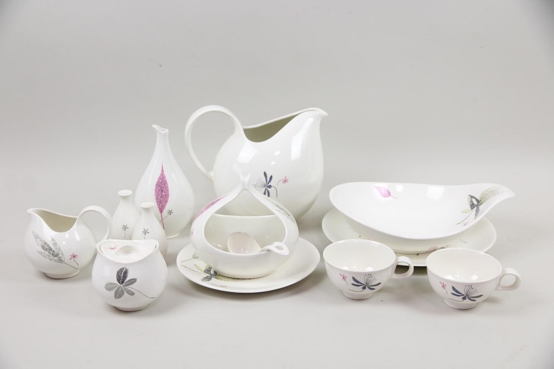 Lot of 20 Hallcraft by Eva Ziesel "Caprise" Porcelain Dinnerware (1 of 20)