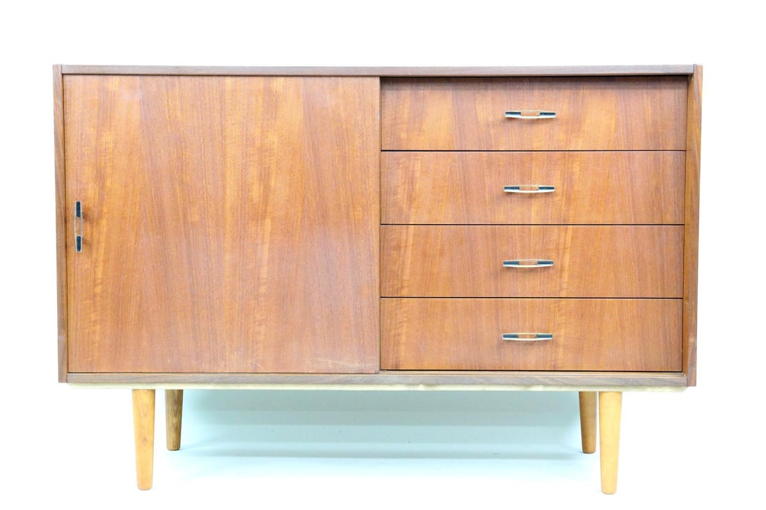 Danish Modern Teak Credenza, 4-Drawer (1 of 15)