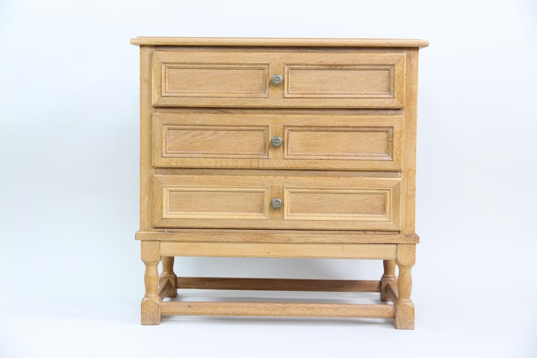 Danish Modern Oak 3-Drawer Night Stand, Henning Kaernulf (1 of 11)