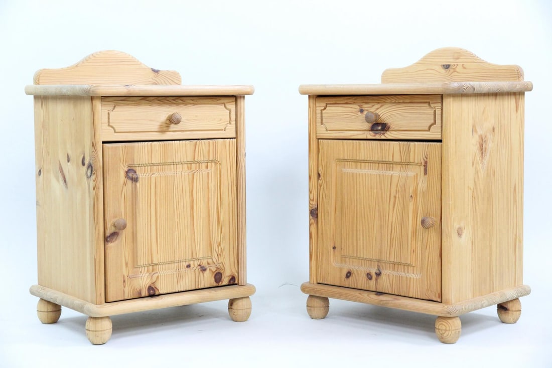 Pair of Simple Pine Nightstands (1 of 11)