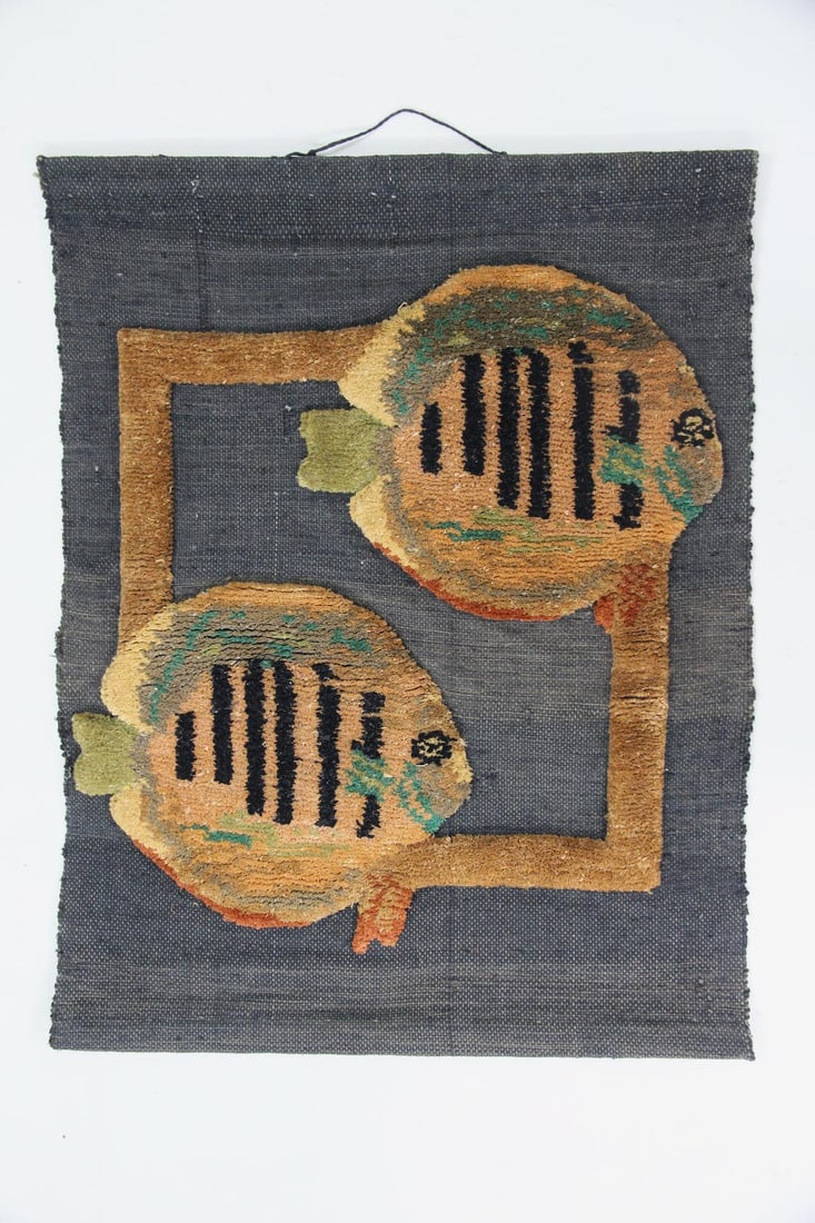 Art Deco Style Angel Fish Wall Hanging Tapestry, Tom Taylor: Late Mid Century Modern Angel Fish Wall Hanging Tapestry, believed to be by artisan Tom Taylor. This has an Art Deco Style. No maker mark. Dimensions are 38 in h x 30.25 in w x 1 in d. Condition is go