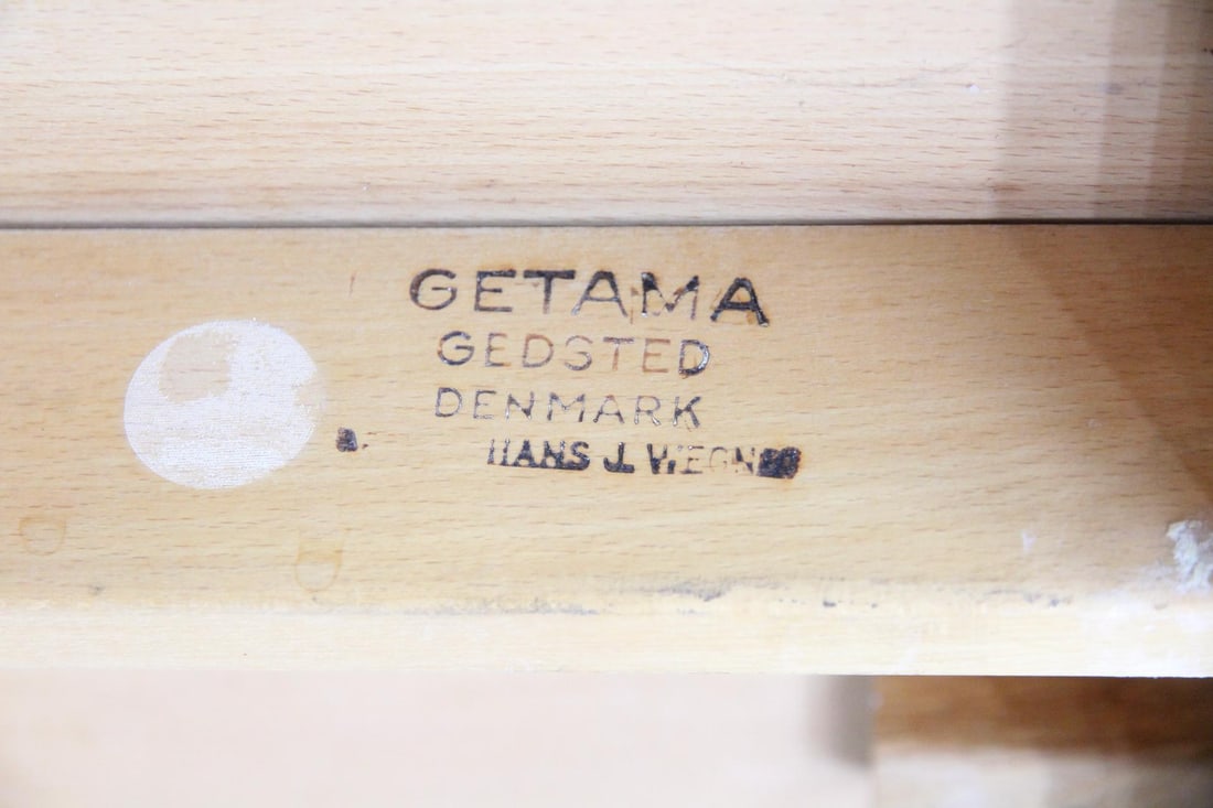 Hans Wegner for GETAMA Drop Leaf Coffee Table - 10