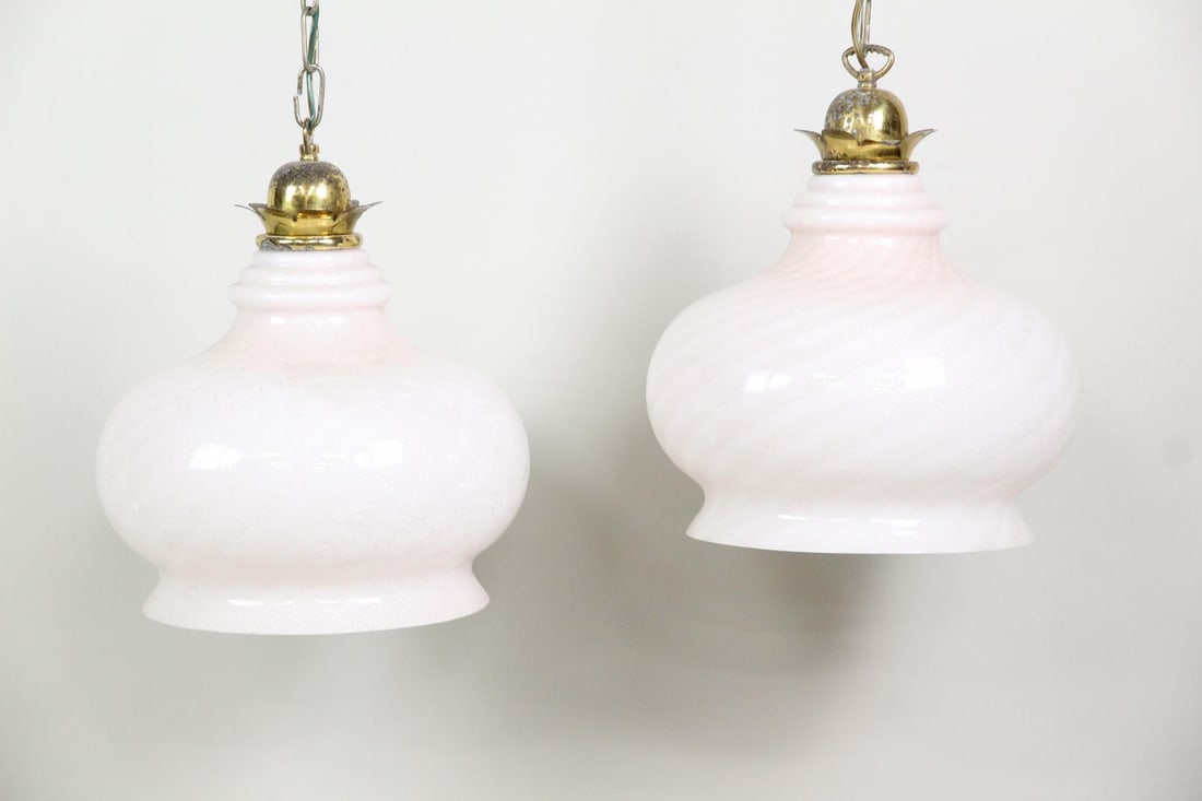 Pair of F. Fabbian Murano Pink Swirl Glass Hanging Lamps, 1 of 4: Pair of Mid-Century Modern F. Fabbian Murano Pink Swirl Glass Hanging Lights, 1 of 4. Matching pair of pomegranate shape pendant lamps, with pink and silver fleck swirl glass shades and brass leaf sha