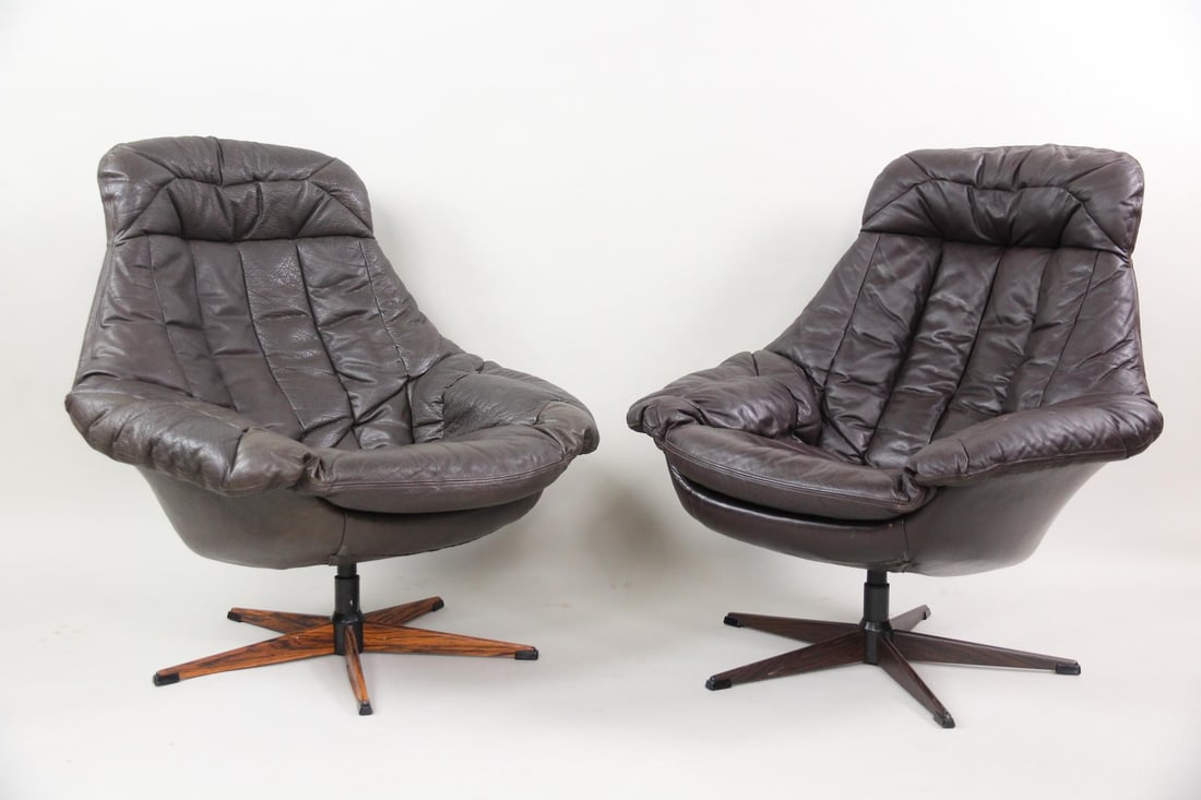 Pair of H. W. Klein for Bramin Mobler Leather Lounge Chairs (1 of 13)
