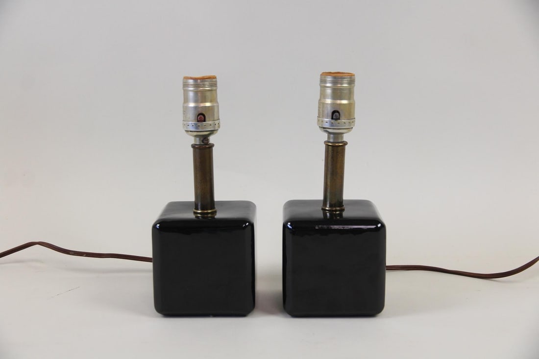 Pair of Cubist Black Ceramic Lamps (1 of 7)