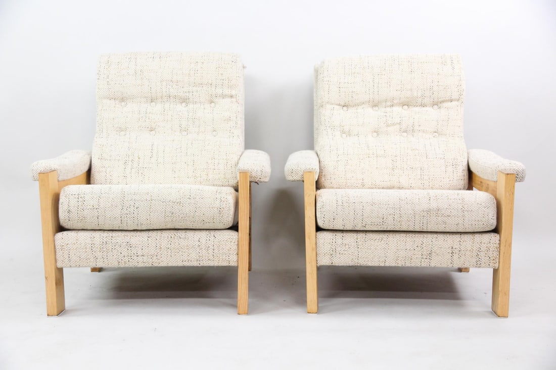 Pair of Danish Modern Chunky Tweed Lounge Chairs: Pair of Danish Mid-Century Modern Chunky Tweed Lounge Chairs. Matching pair of chairs with chunky wood frames. Upholstered in tan tweed with tufted backs and upholstered arms.Dimensions are 34.5 in h