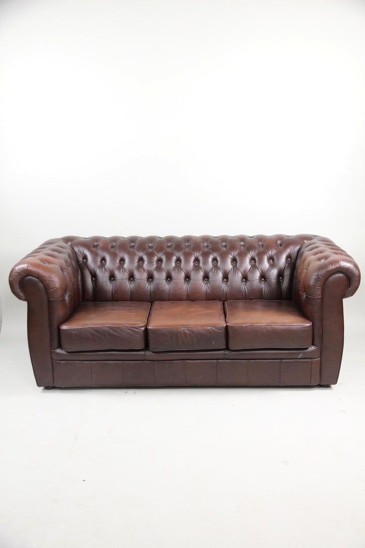 Brown Tufted Leather Chesterfield Sofa, 3-Seater. (1 of 13)