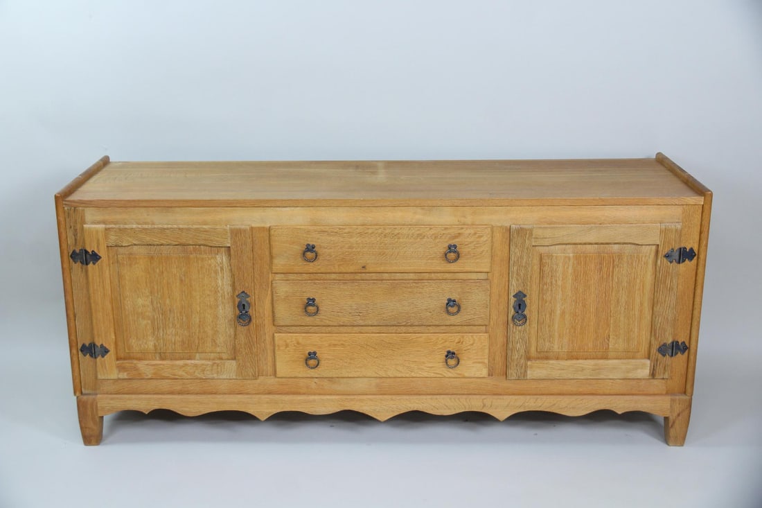 Rustic Oak Credenza Sideboard, Henning Kjaernulf - 11