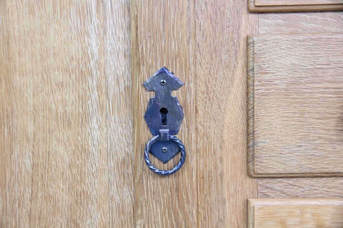 Rustic Oak Credenza Sideboard, Henning Kjaernulf - 6