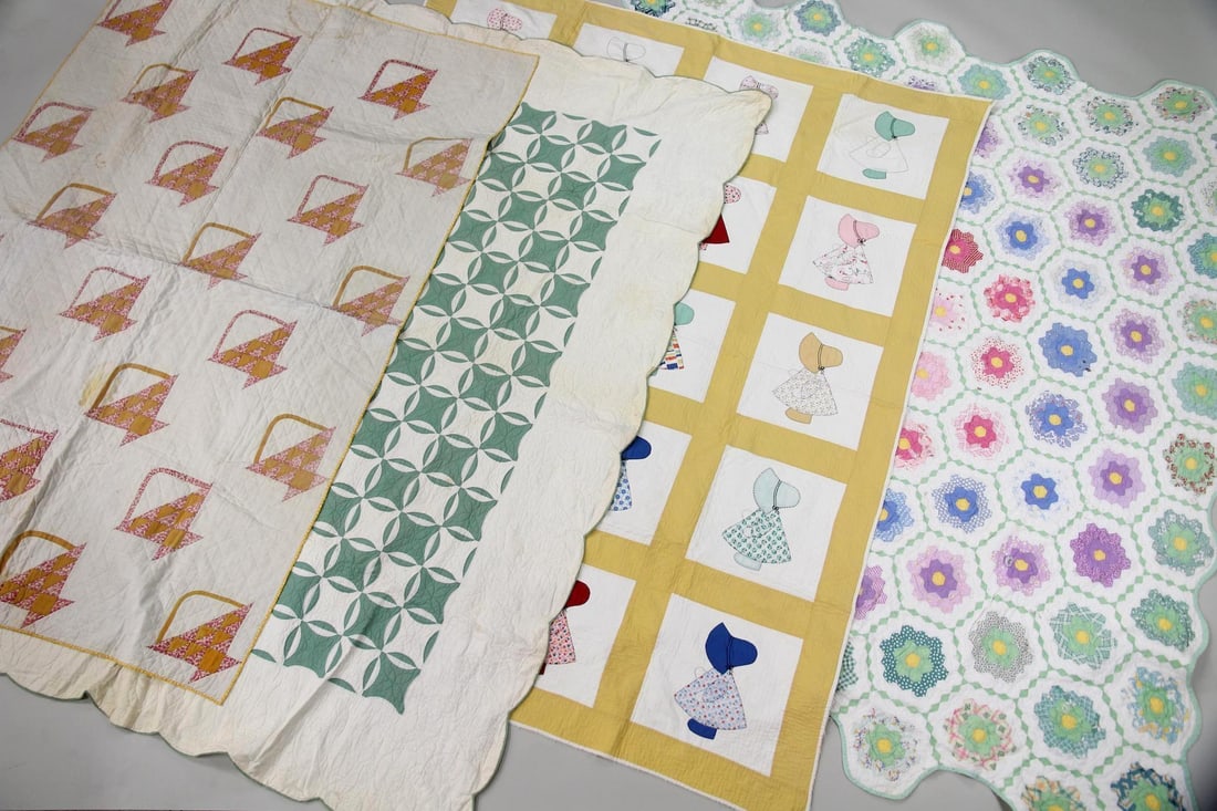 Group of 4 Quilts, Sunbonnet Sue, Basket, Grandmother's Flower Garden (1 of 20)