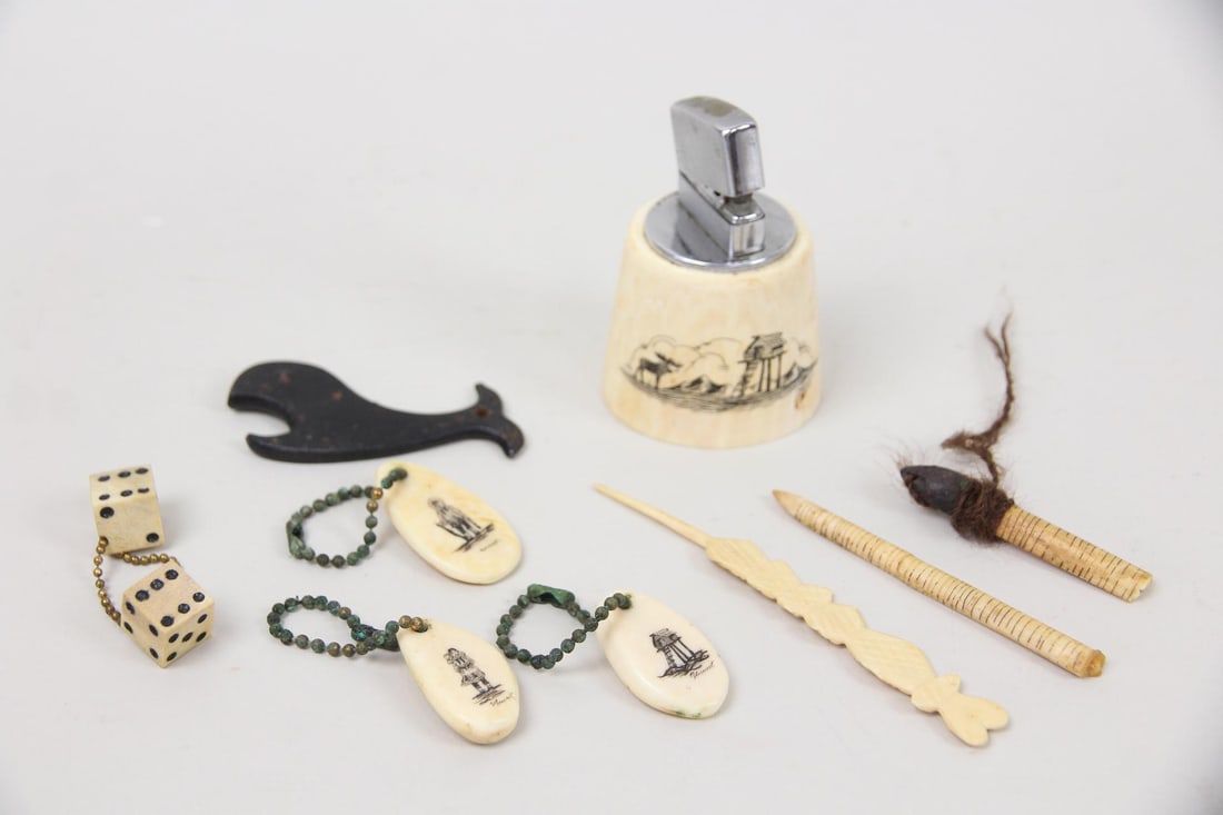 10 Alaskan Eskimo Scrimshaw Tourist Souvenirs (1 of 13)