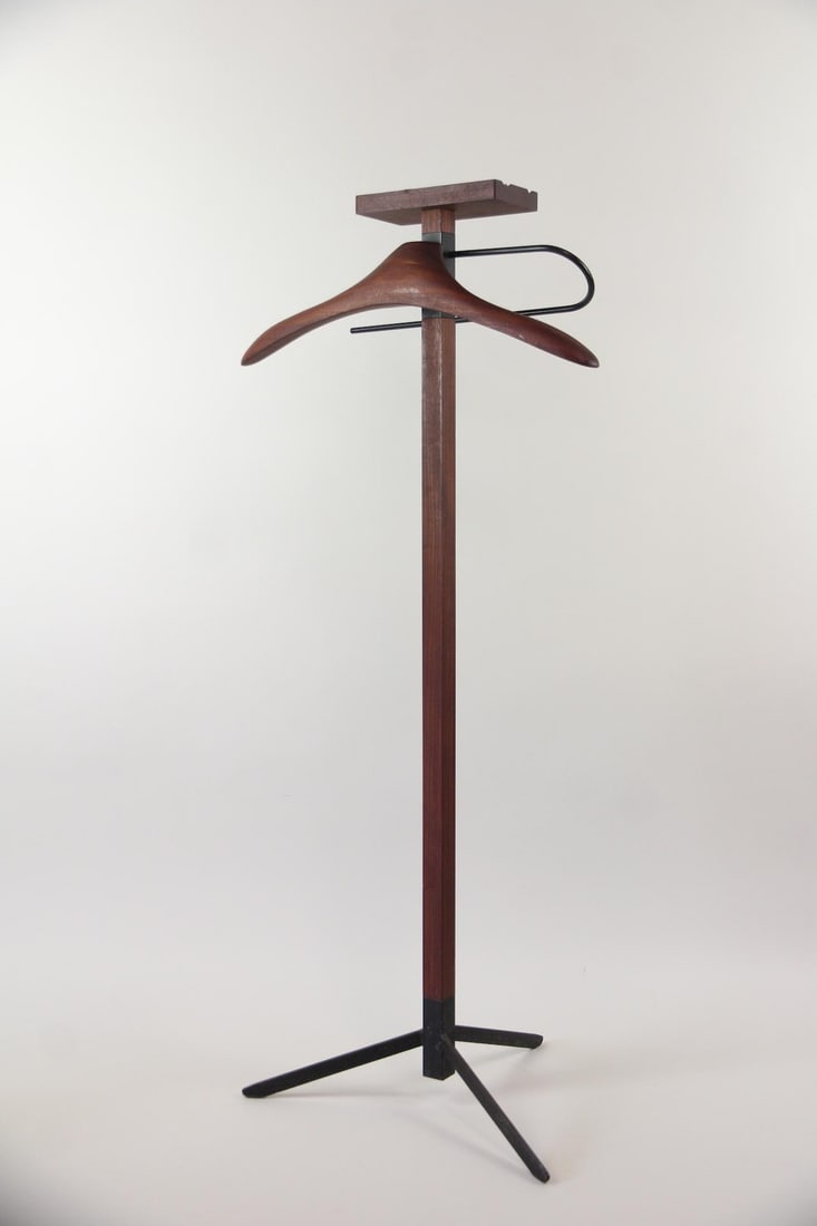 Scandinavian Valet Clothing Rack Stand (1 of 9)
