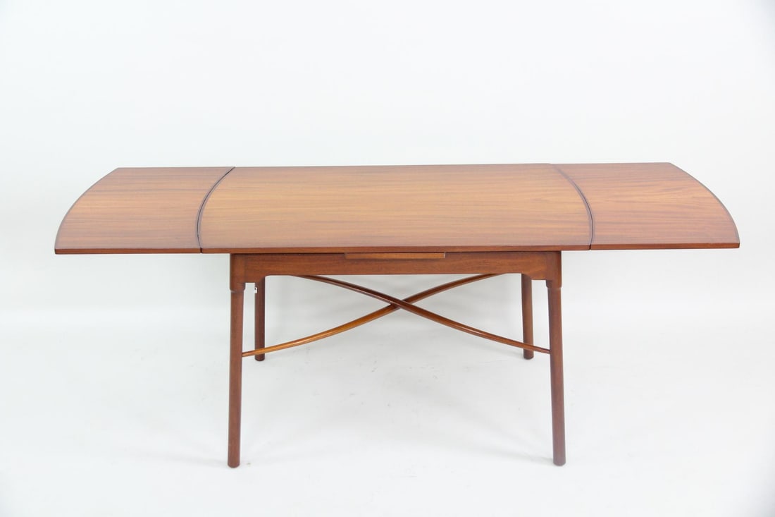 Expandable Walnut Coffee Table, Ole Wanscher for Fritz Hansen, 2 of 2 (1 of 14)