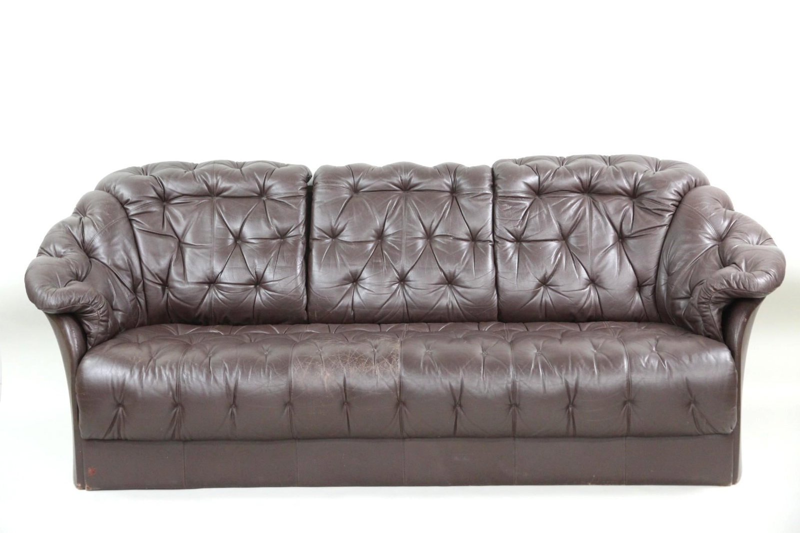 Chesterfield Sofa, Brown Leather, Skipper Møbler (1 of 20)