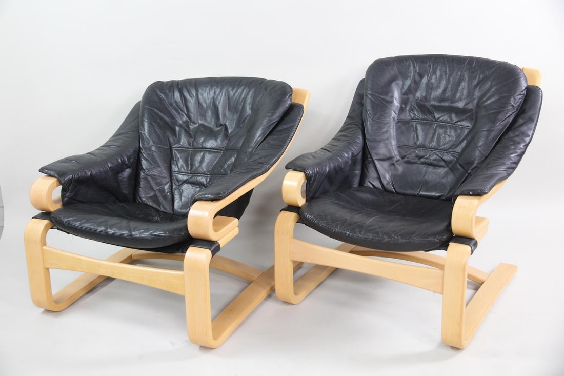 Pair of Svend Skipper "Apollo" Lounge Chairs, Leather (1 of 14)