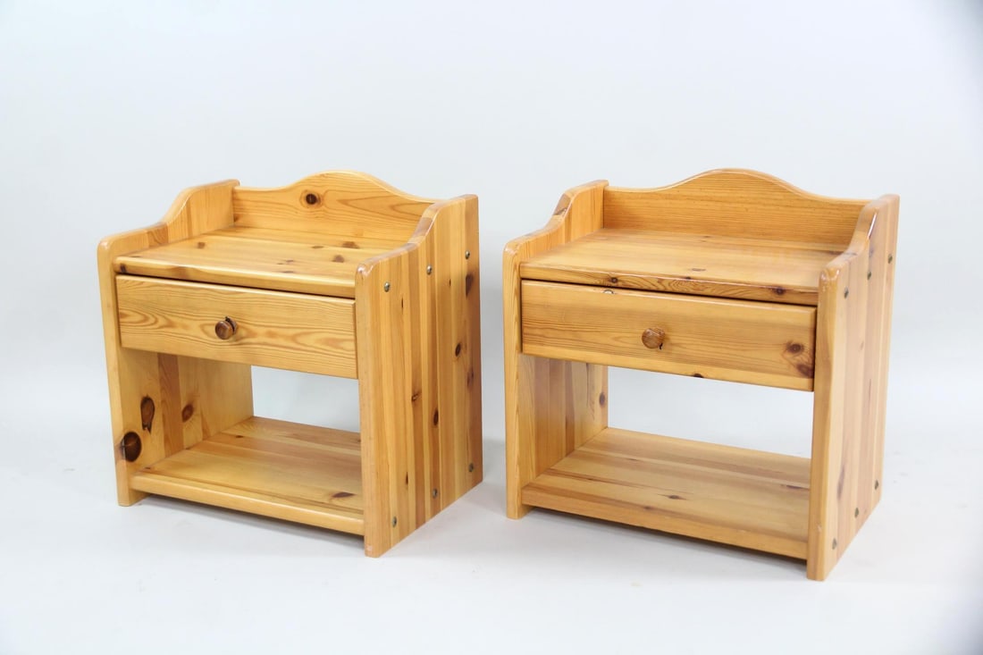 Pair of Simple Pine One Drawer Nightstands (1 of 11)