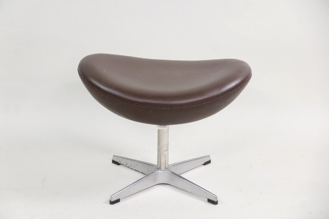Brown Leather Egg Footstool Ottoman, Arne Jacobsen (1 of 10)