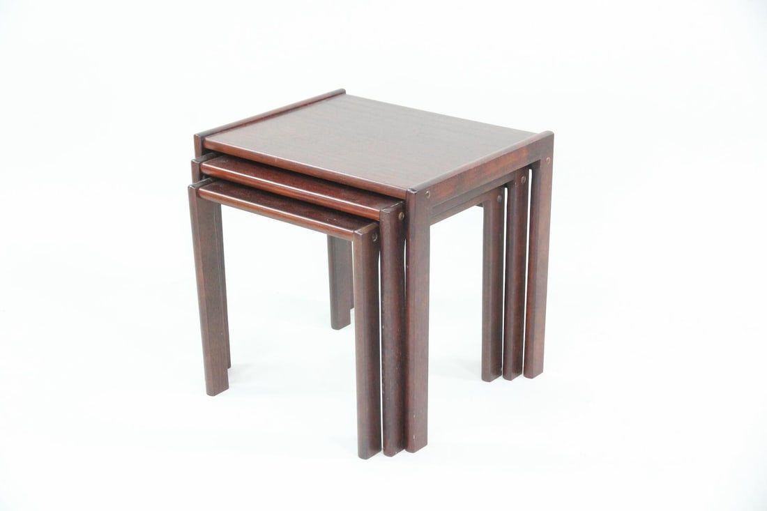 Set of 3 Rosewood Nesting Side Tables (1 of 11)
