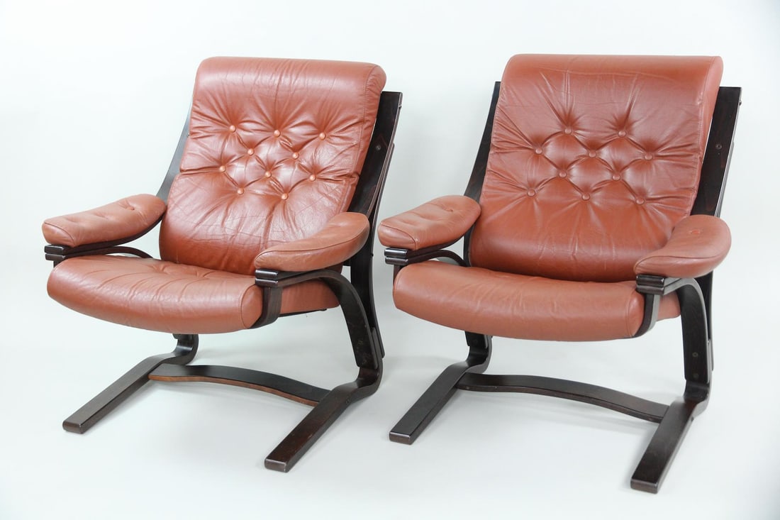 Pair of Bentwood & Red Leather Cantilever Lounge Chairs (1 of 14)