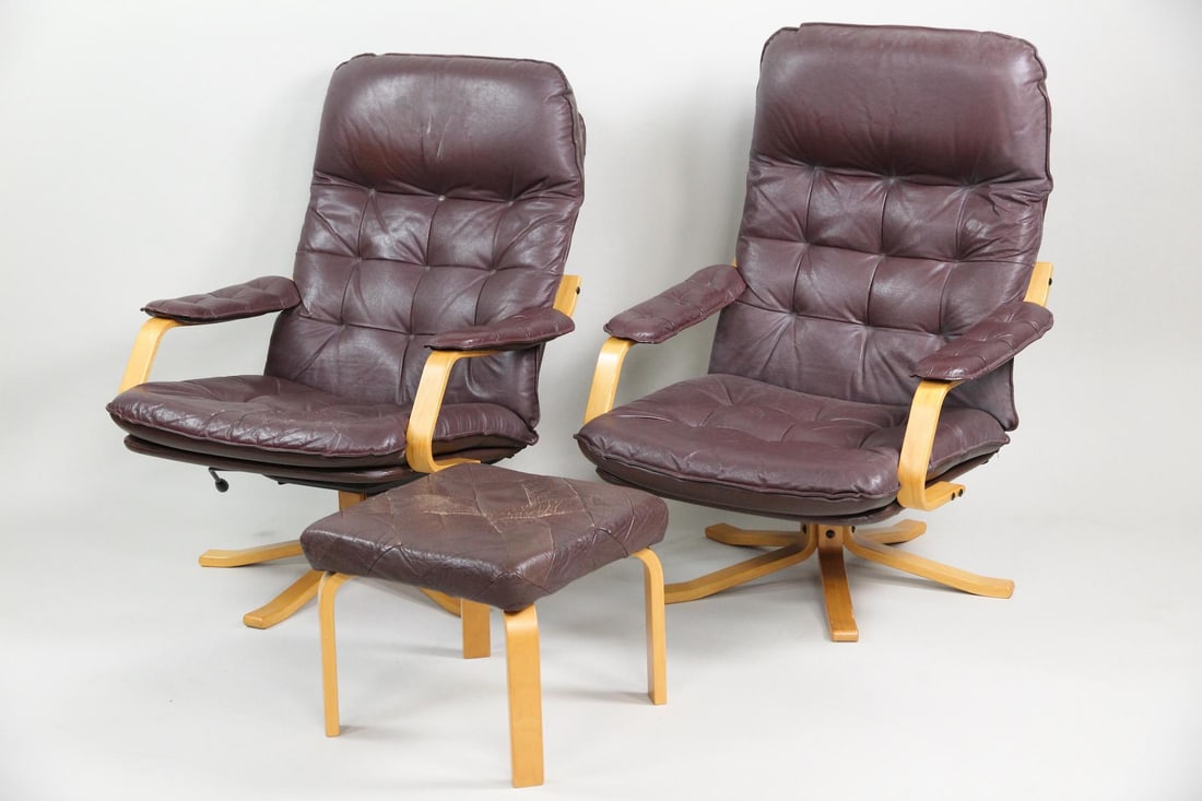 Pair of Bentwood & Brown Leather Swivel Chairs with Ottoman (1 of 17)
