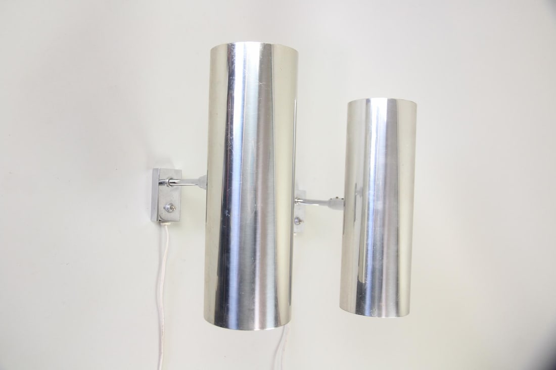 Pair of Space Age Chrome Tube Wall Mount Lights (1 of 9)