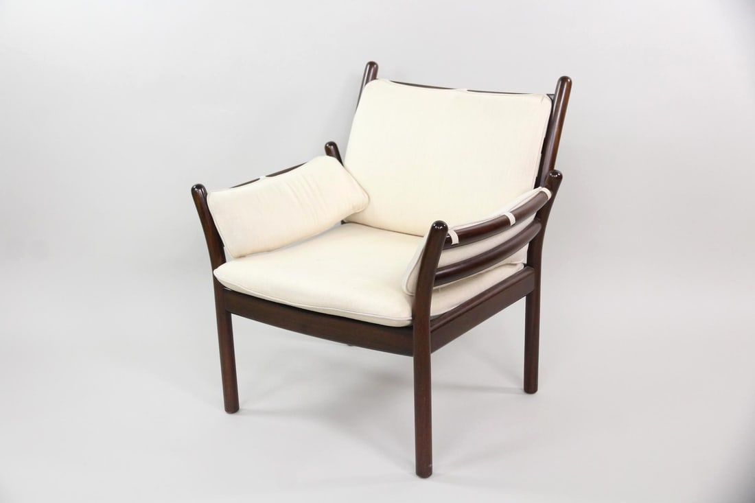 Illum Wikkelsø Genius Rosewood Lounge Chair, White (1 of 16)