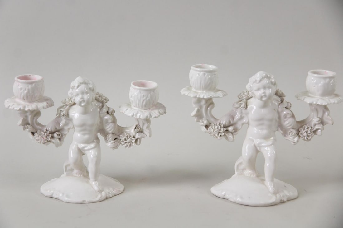 Pair of Italian Capodimonte Candelabras, Cherubs (1 of 12)