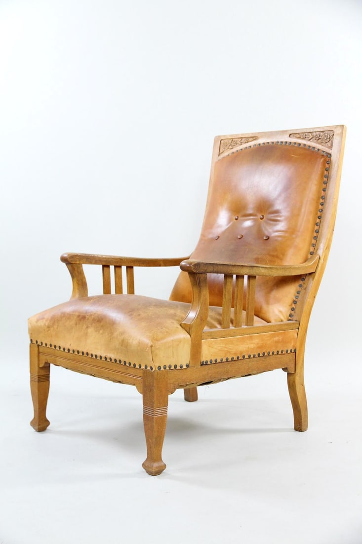 Art Nouveau Oak & Leather Library Chair (1 of 16)