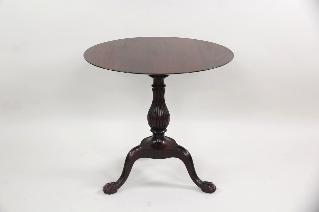 George III Mahogany Table, Claw Feet (1 of 11)