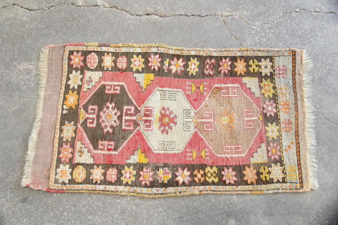 Turkish Bergama Wool Rug, Pink, Gold, & Brown (1 of 8)
