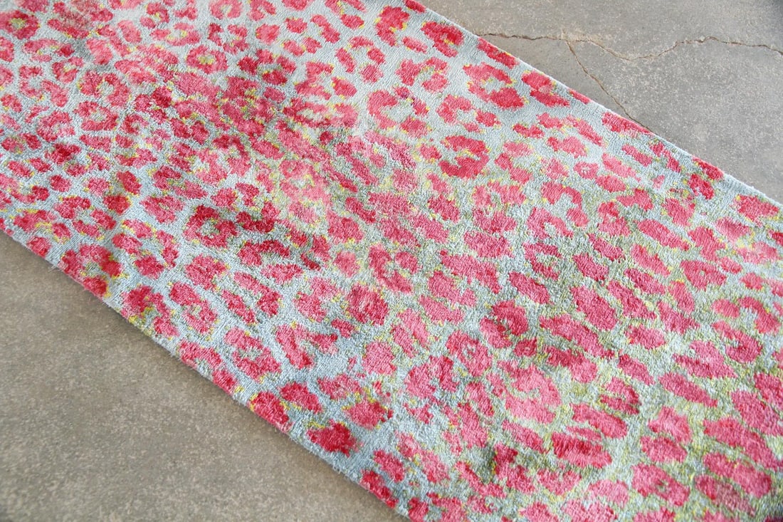 Huge Carini Lang Silk Runner, Pink Leopard Print, 18 Ft (1 of 11)
