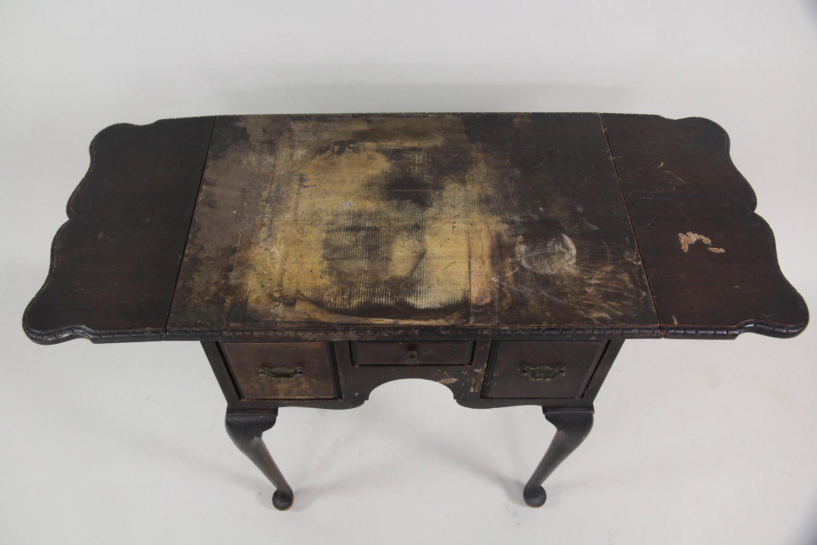 Queen Anne Lowboy Drop Leaf Work Table with Drawers - 11