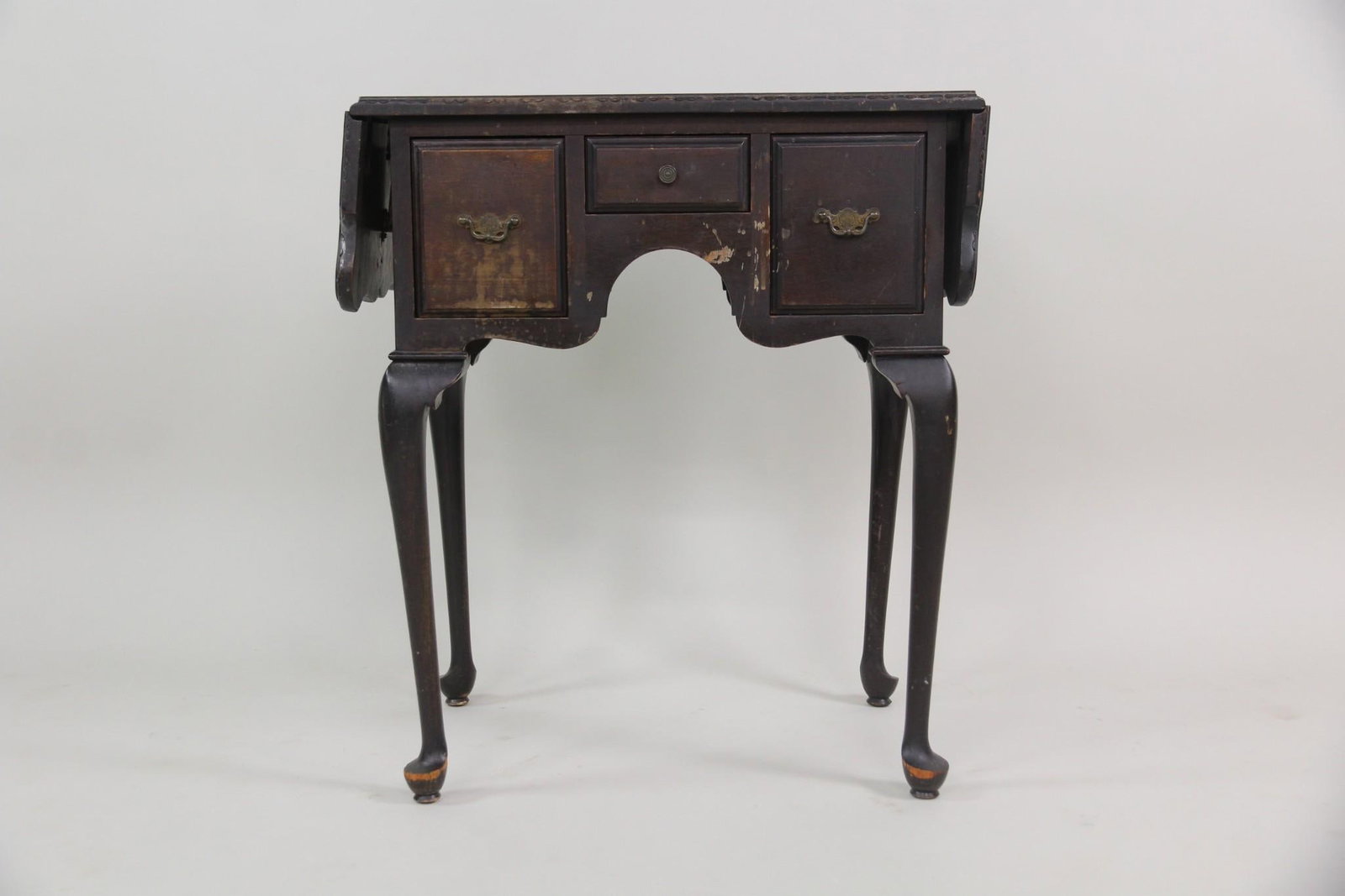 Queen Anne Lowboy Drop Leaf Work Table with Drawers (1 of 13)