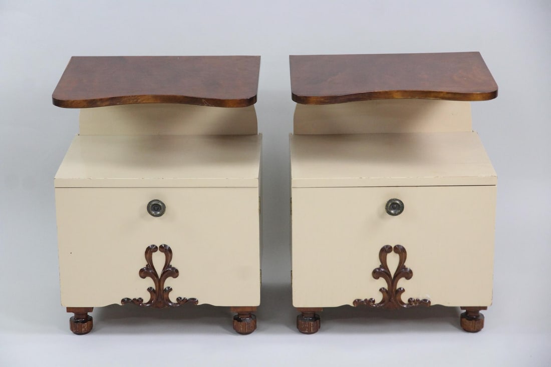 Pair of Swedish Art Deco Nightstands (1 of 14)