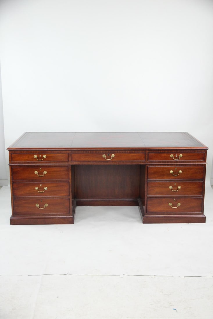 Georgian Mahogany & Leather Kneehole Desk with Safe, Kittinger (1 of 19)