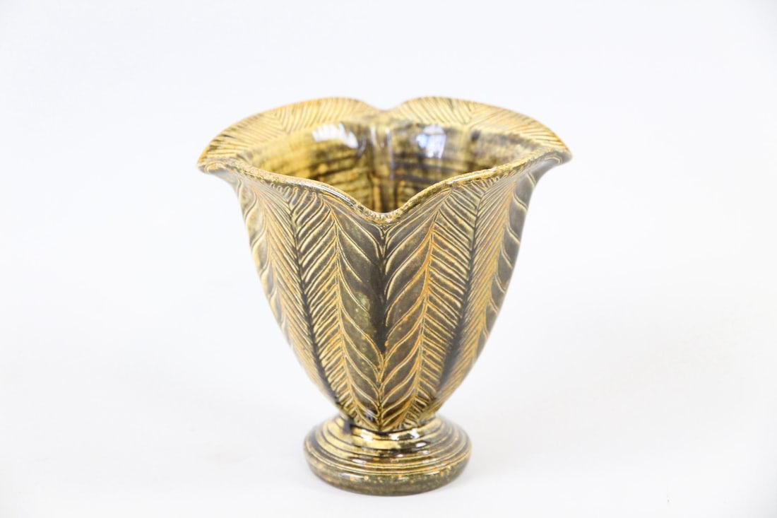 Svend Hammershoi for Kahler Studio Pottery Leaf Design Vase, 1930s (1 of 7)