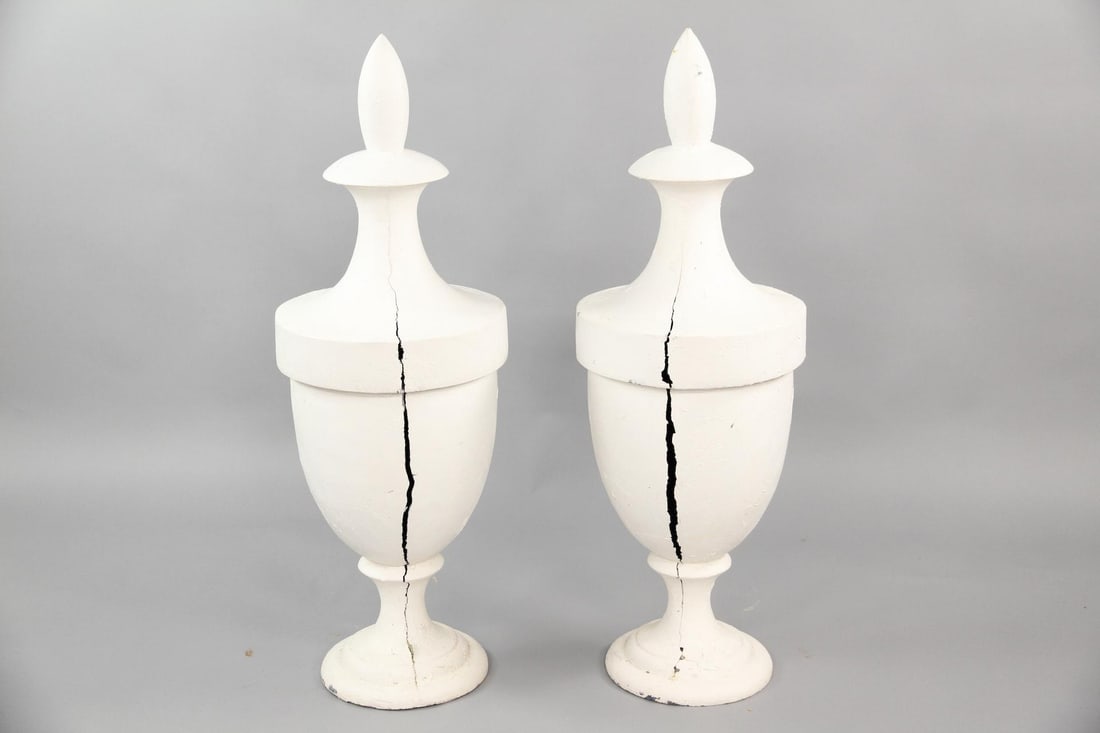 Pair of Large White Architectural Finials: Pair of Mid Century Modern Large White Architectural Finials. They appear to be made of an older resin material. Heavy enough they won't blow away. Dimensions are 44 in h x 15 in w x 15 in d.