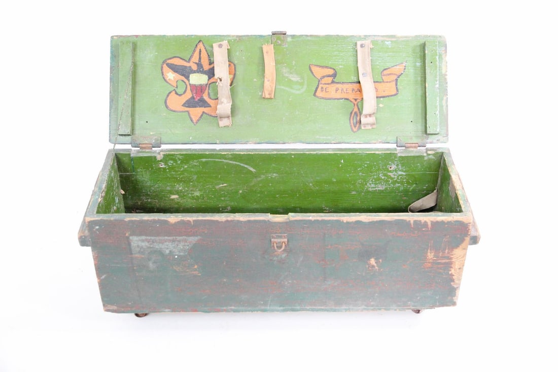 Primitive Painted Wood Boy Scout Trunk (1 of 15)