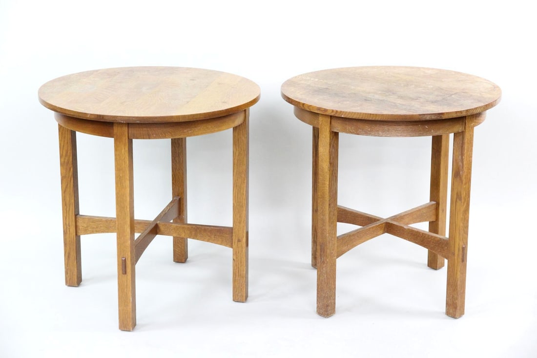 Pair of Stickley Mission Oak Round Tables, Contemporary (1 of 13)