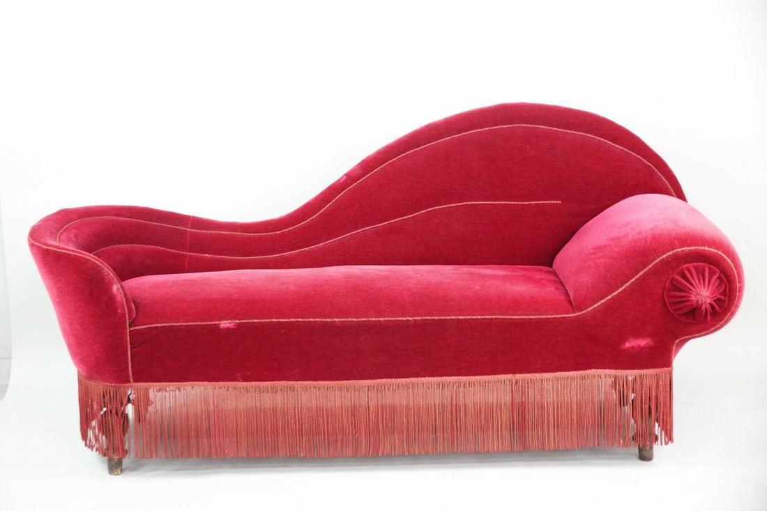 Napoleon III Red Velvet Chaise Lounge (1 of 14)