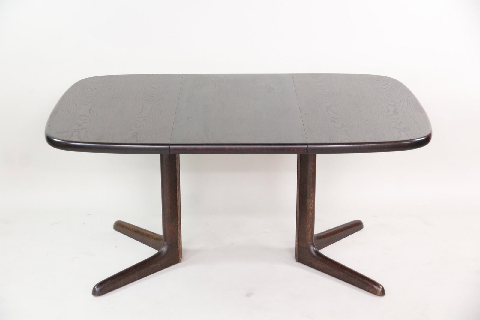 Skovby Expandable Dining Table, Split-Pedestal (1 of 12)